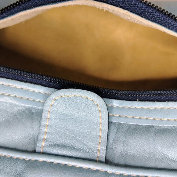 1970s Davey's Baby Blue Vintage Leather Tension Lock Clutch Handbag Made in USA - Picture 11 of 11